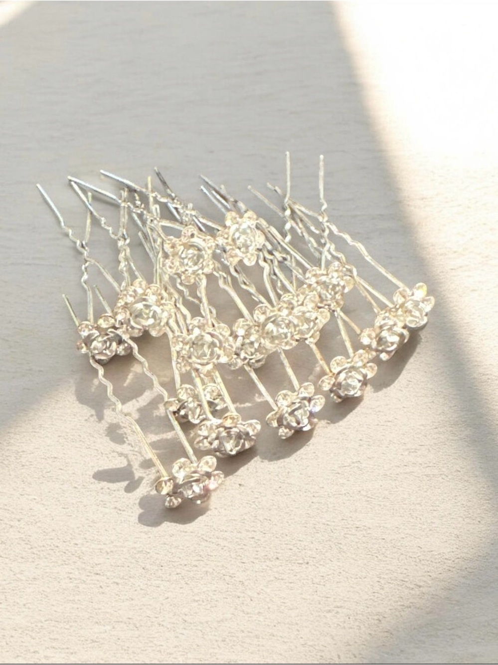 Bridal Crystal Flower Hair Pins - Silver
18 count 
459